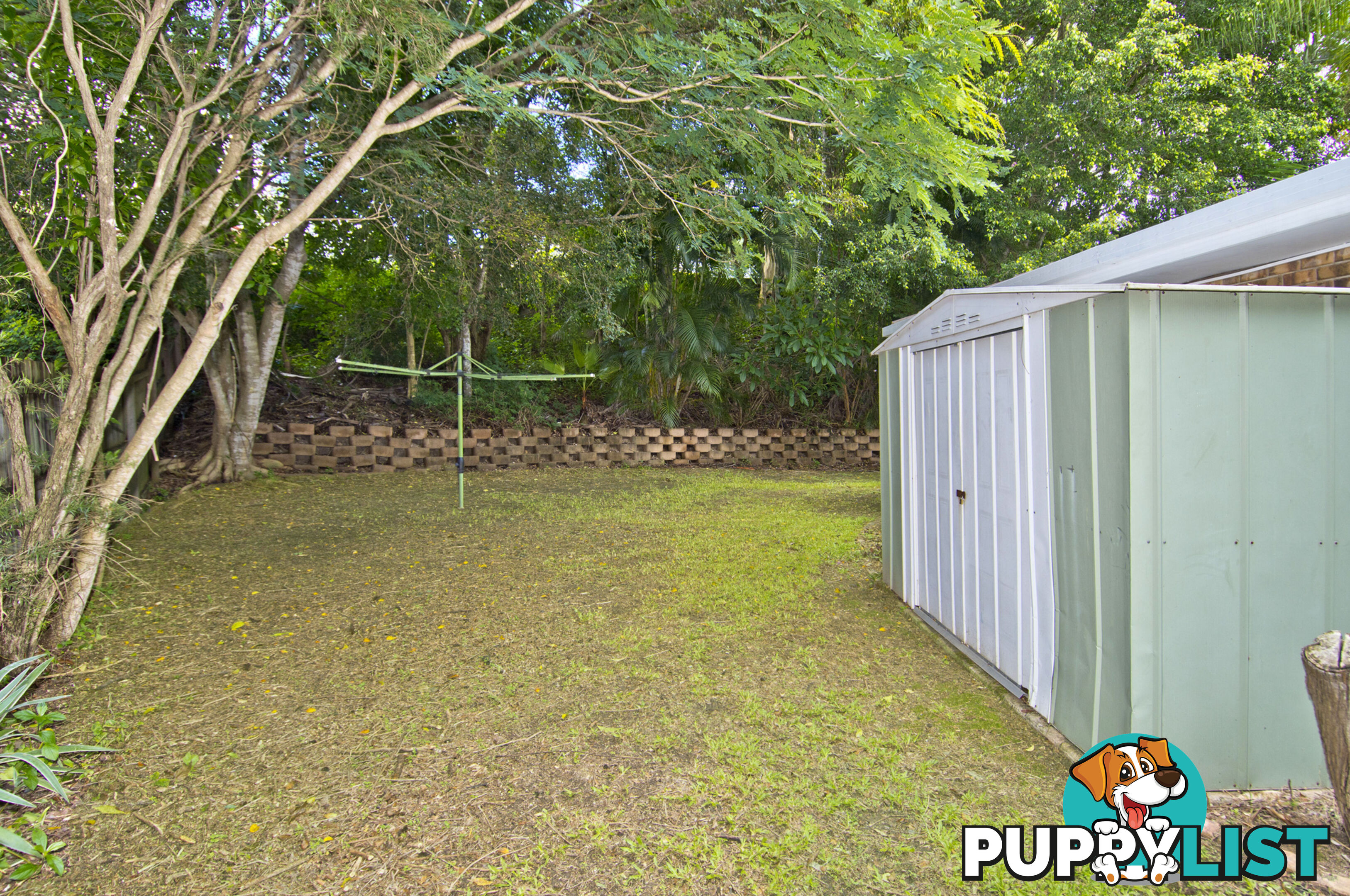 9 Melton Court EDENS LANDING QLD 4207