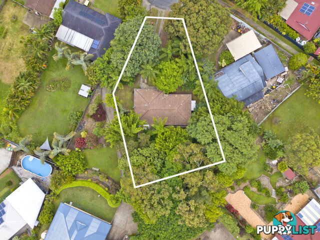 9 Melton Court EDENS LANDING QLD 4207