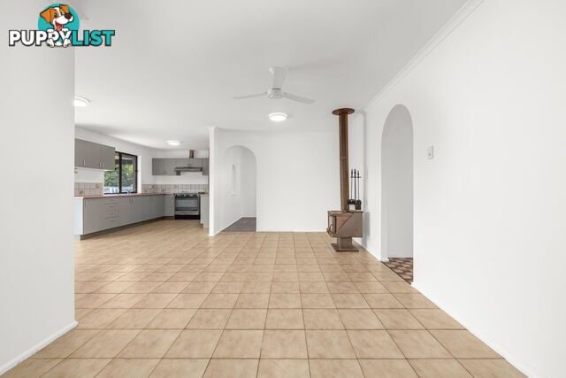 93 Parliament Street BETHANIA QLD 4205