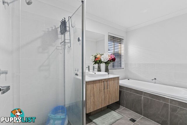 1 Mikaella Way LOGAN RESERVE QLD 4133