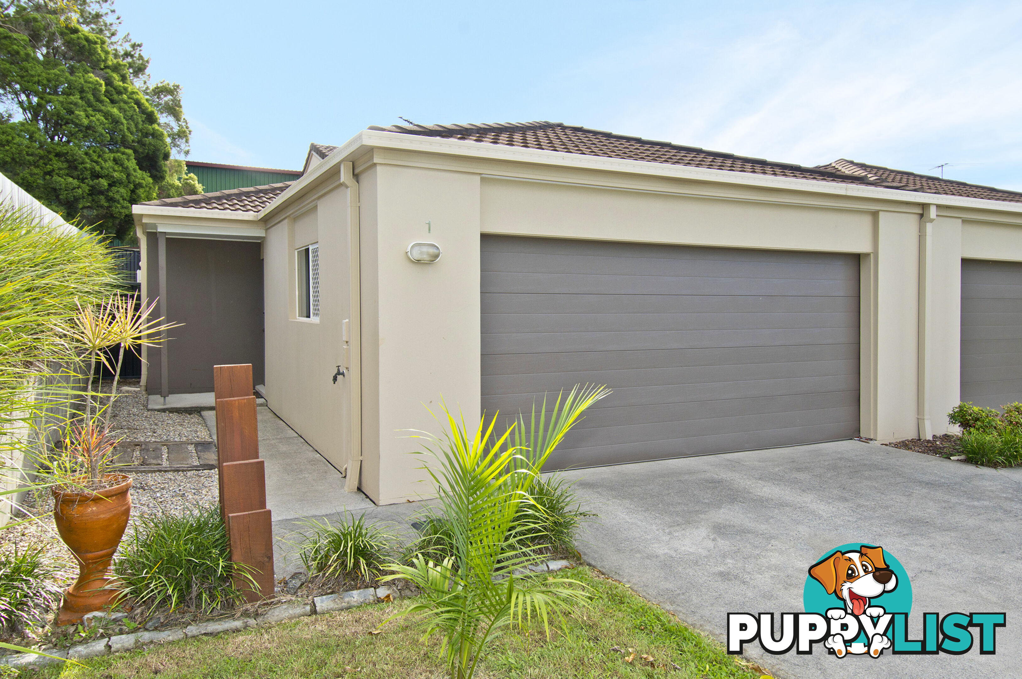1/37-39 Solar Street BEENLEIGH QLD 4207