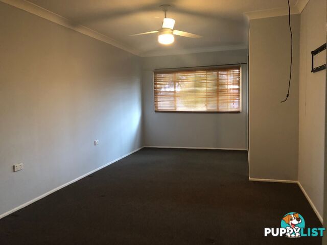 35 Sinclair St Avenell Heights QLD 4670