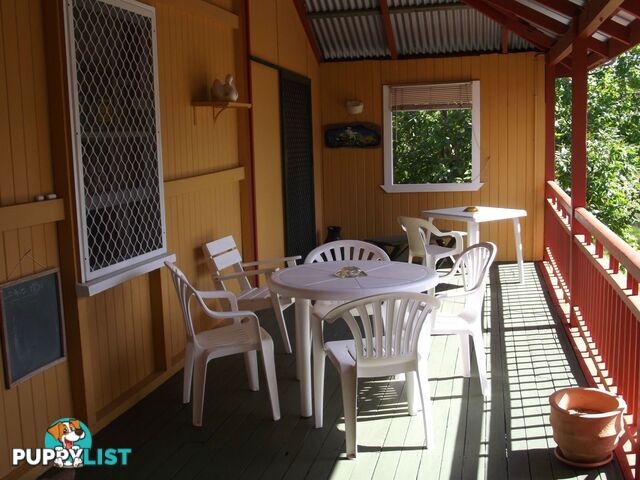 42 Main Street Dallarnil QLD 4621