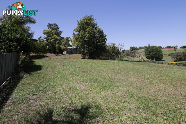 8 Pioneer Ave Childers QLD 4660