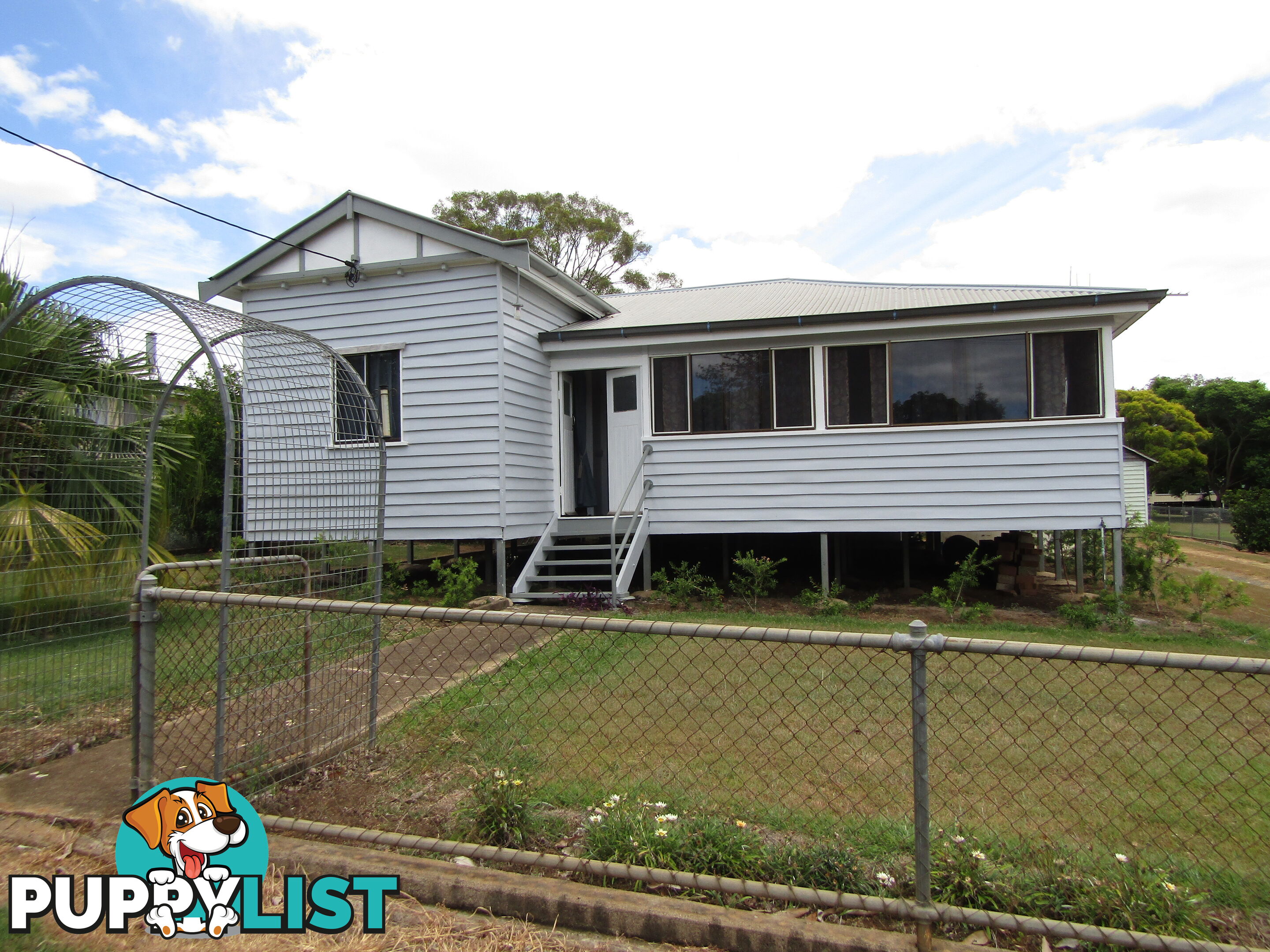 4 Brookes Street Biggenden QLD 4621