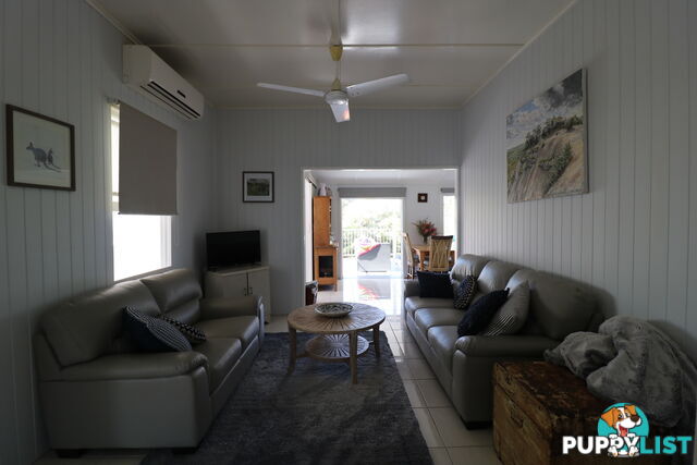 192 Station Rd Horton QLD 4660