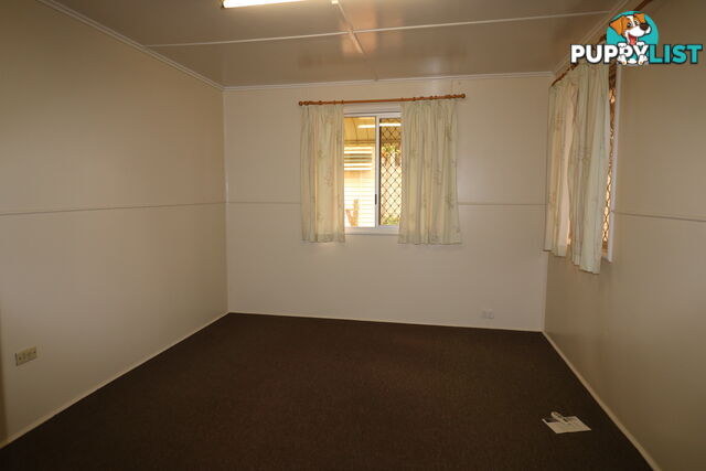 26 Churchill St Childers QLD 4660