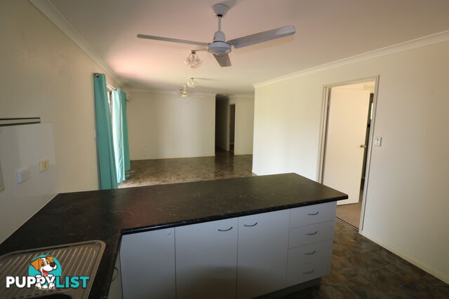 65 Thompson Rd Childers QLD 4660