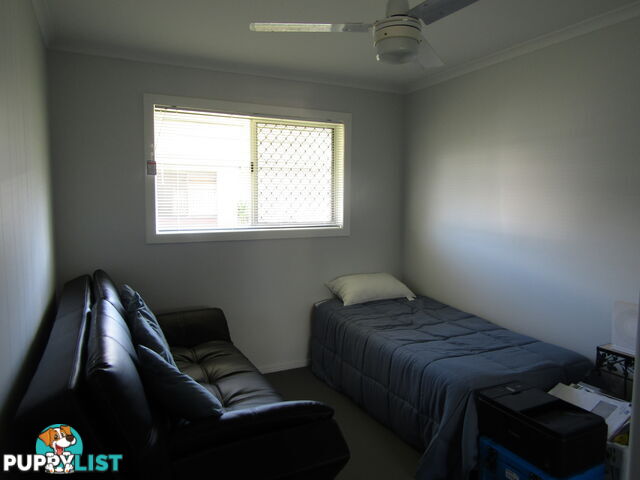 1 Moller St Buxton QLD 4660