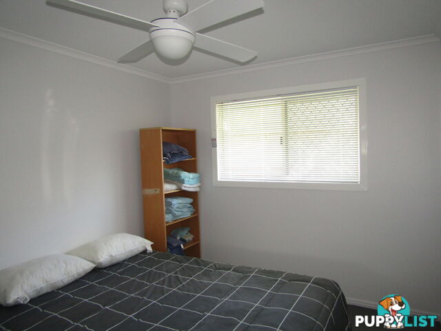 1 Moller St Buxton QLD 4660