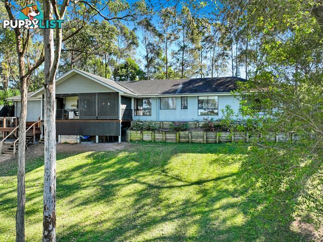 14 Pinehurst Way MEDOWIE NSW 2318