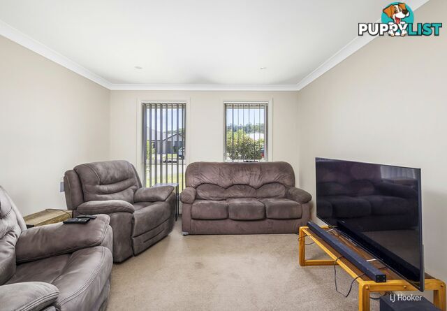 17 Oasis Close SOLDIERS POINT NSW 2317