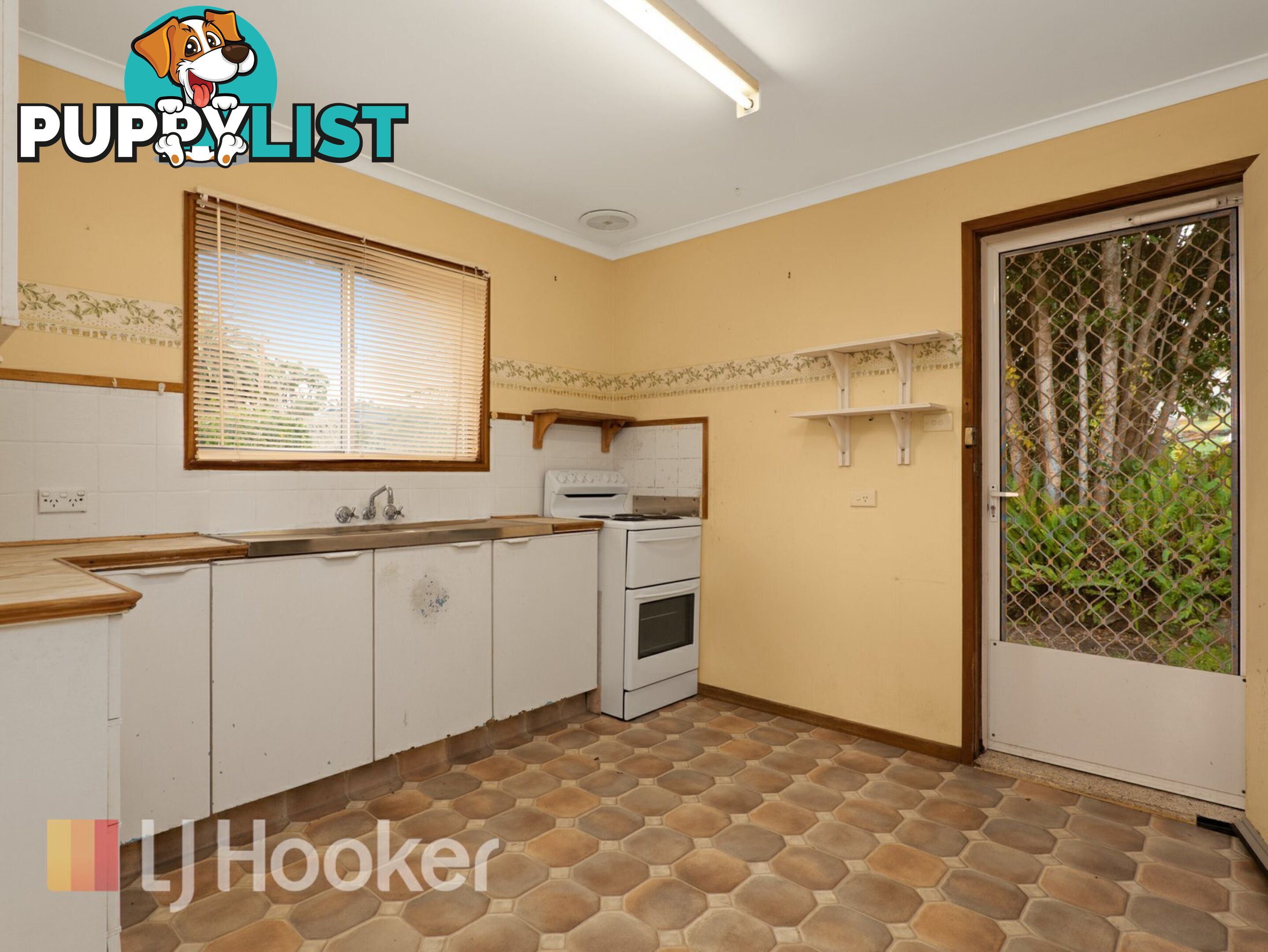 42 Cromarty Road SOLDIERS POINT NSW 2317
