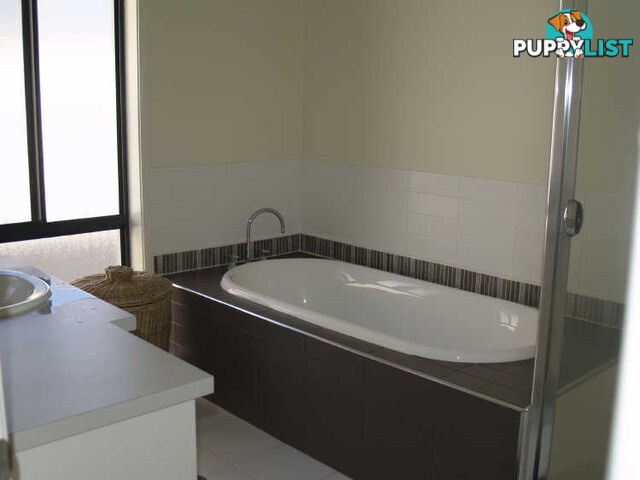 5 Saratoga Avenue CORLETTE NSW 2315