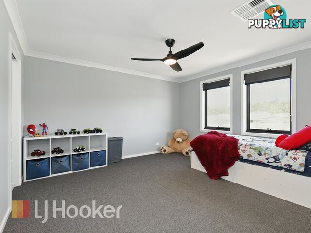 12 Berry Road MEDOWIE NSW 2318