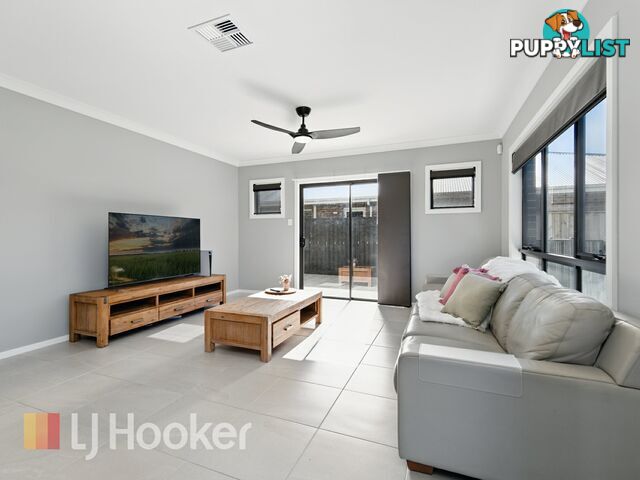 12 Berry Road MEDOWIE NSW 2318