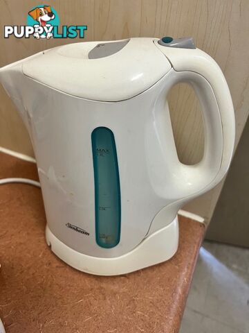 White Kettle