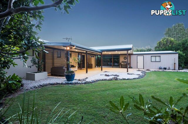 19 Kendall Avenue WOOLI NSW 2462