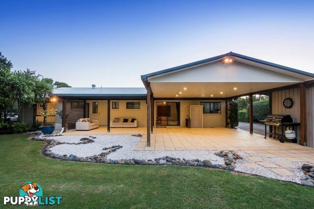 19 Kendall Avenue WOOLI NSW 2462