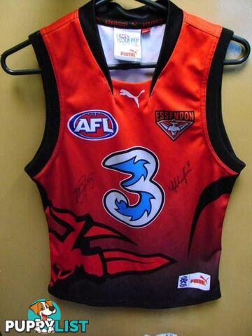 ******SIGNED*****ESSENDON FOOTBALL CLUBS PUMA SIZE