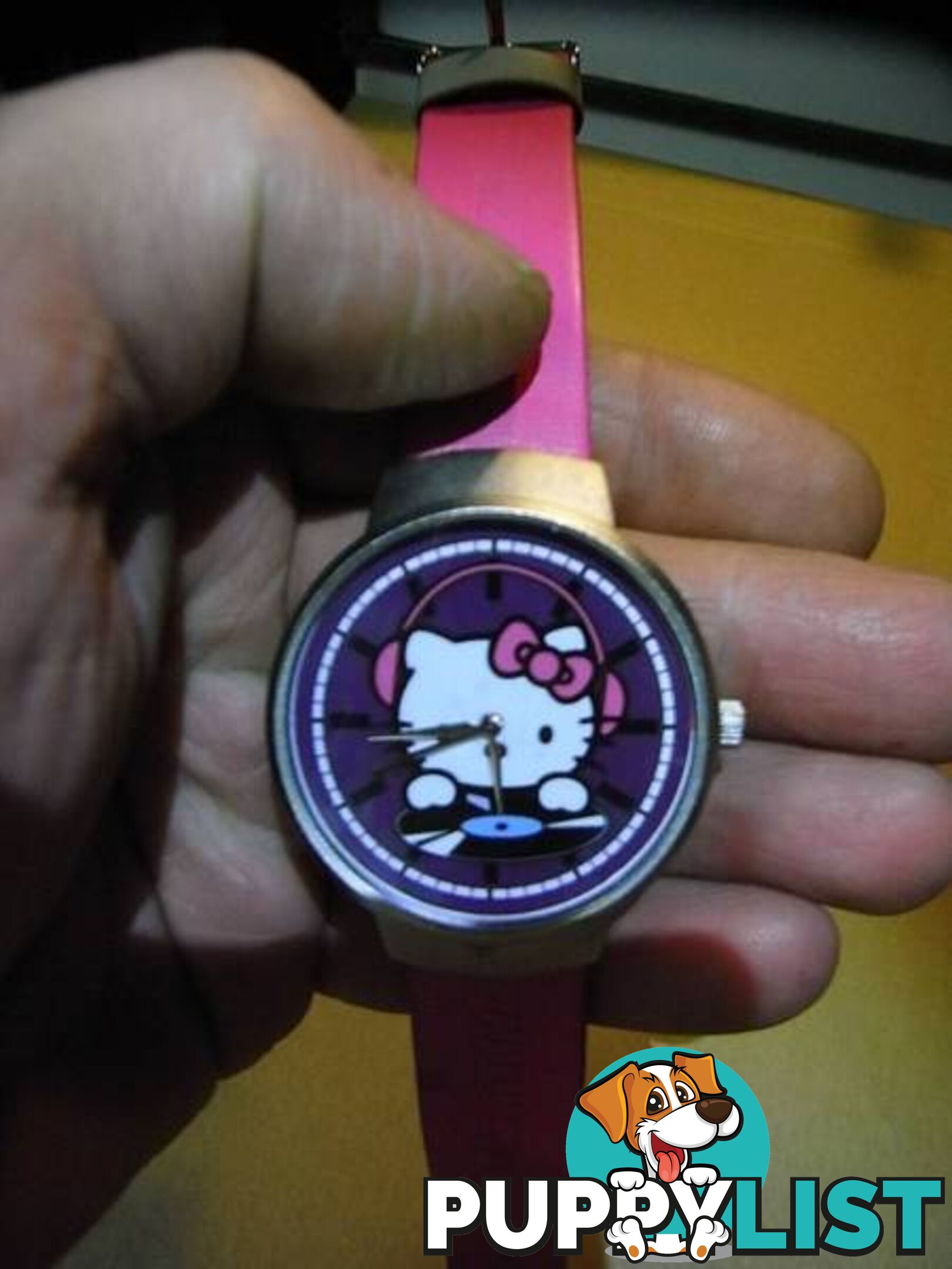 SANRIO LICENCED PRODUCT HELLO KITTY WATCH BRAND NEW