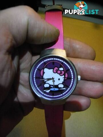 SANRIO LICENCED PRODUCT HELLO KITTY WATCH BRAND NEW