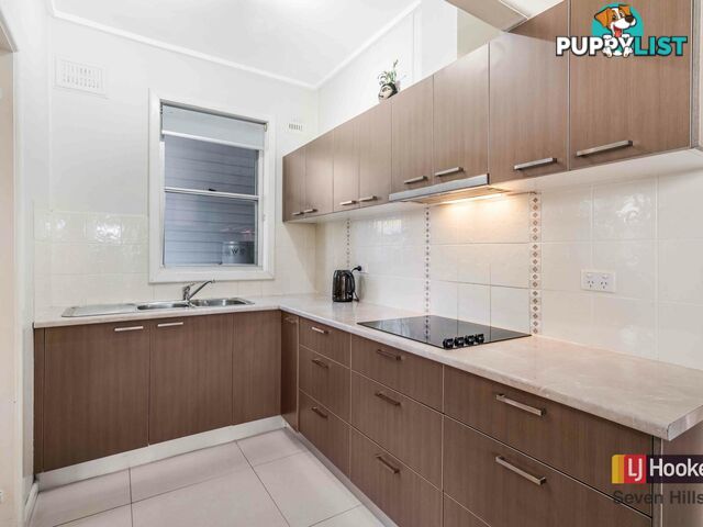 4 Camellia Place LALOR PARK NSW 2147