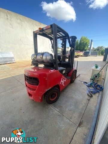 2.5 Ton forklift