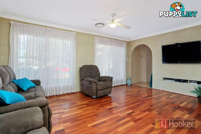 21 Skylark Crescent ERSKINE PARK NSW 2759