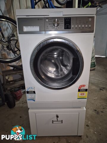 Fisher and Pakel Washsmart 9kg