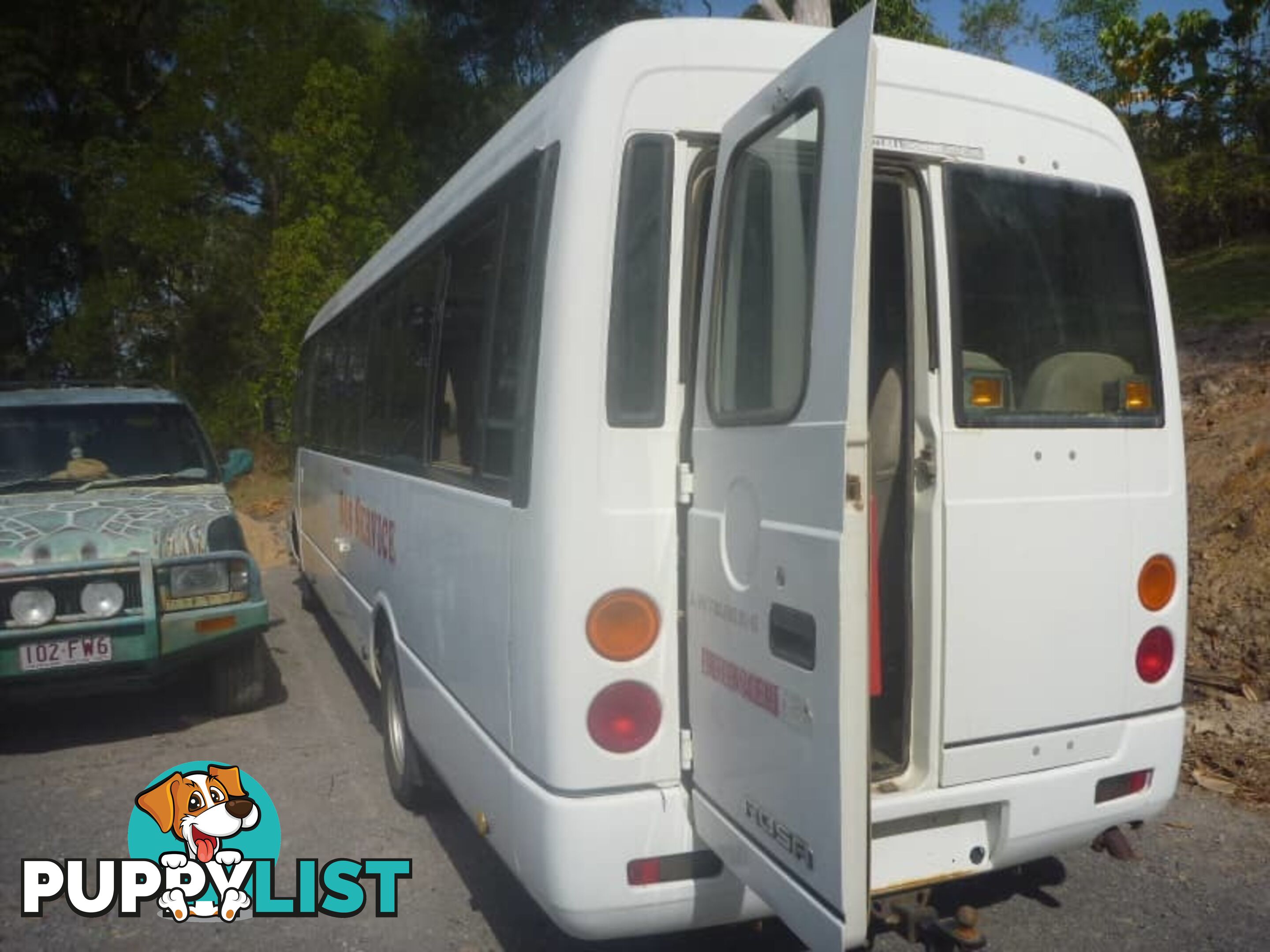 2004 Mitsubishi Rosa Bus White