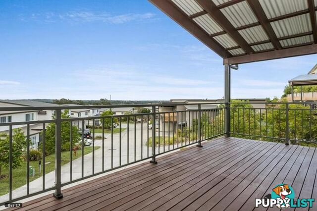 10/19 Gumtree Crescent UPPER COOMERA QLD 4209