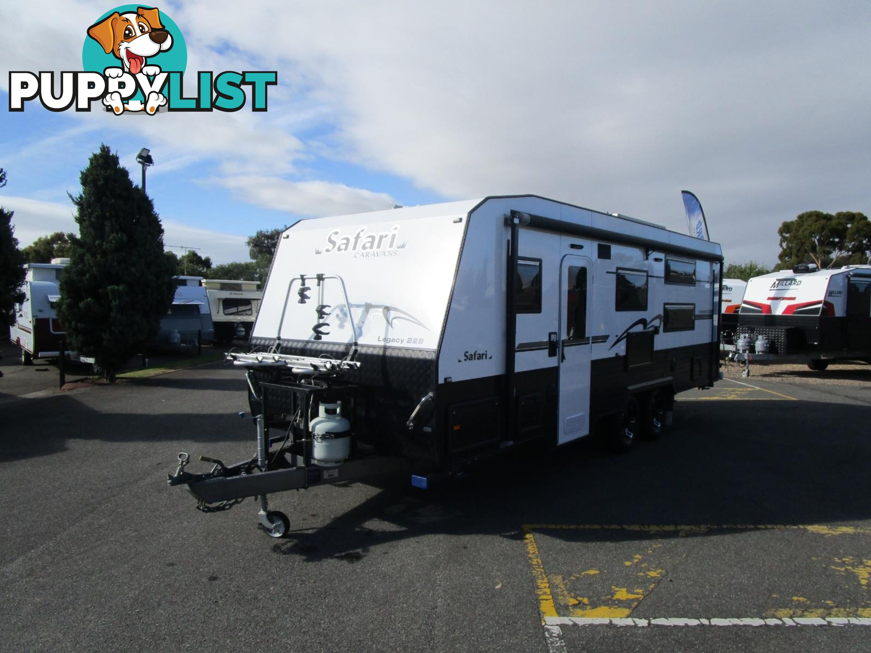 2019 SAFARI LEGACY 228   CARAVAN