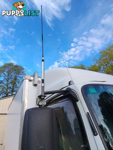 2013 Isuzu NPR 300 Pantech Truck