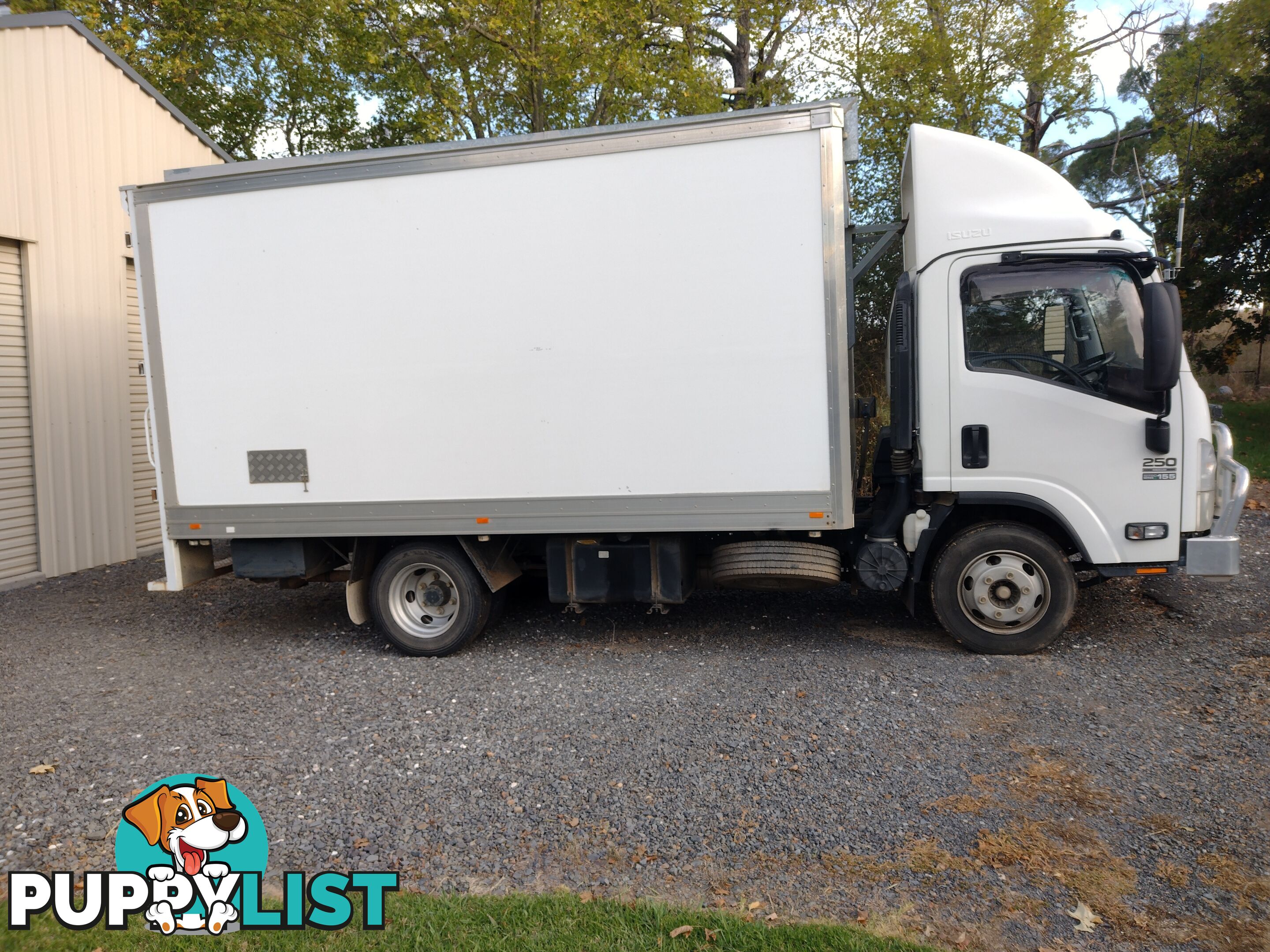 2013 Isuzu NPR 300 Pantech Truck