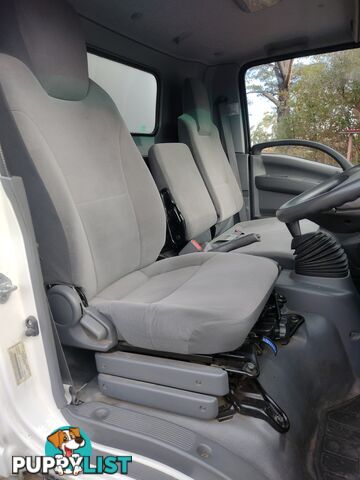 2013 Isuzu NPR 300 Pantech Truck
