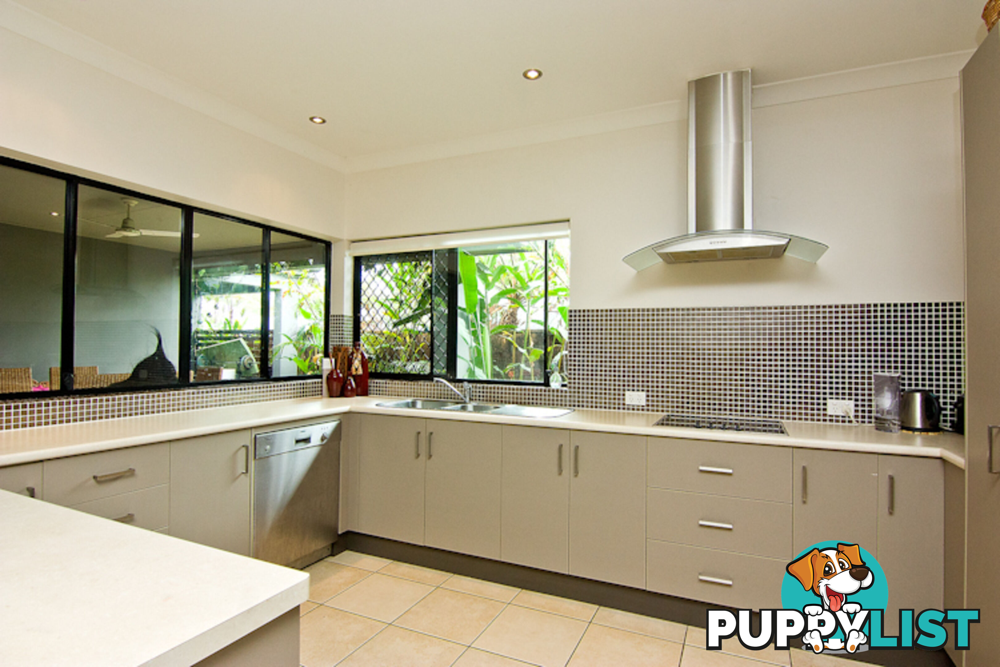 8 Seclusion Drive Palm Cove PALM COVE QLD 4879