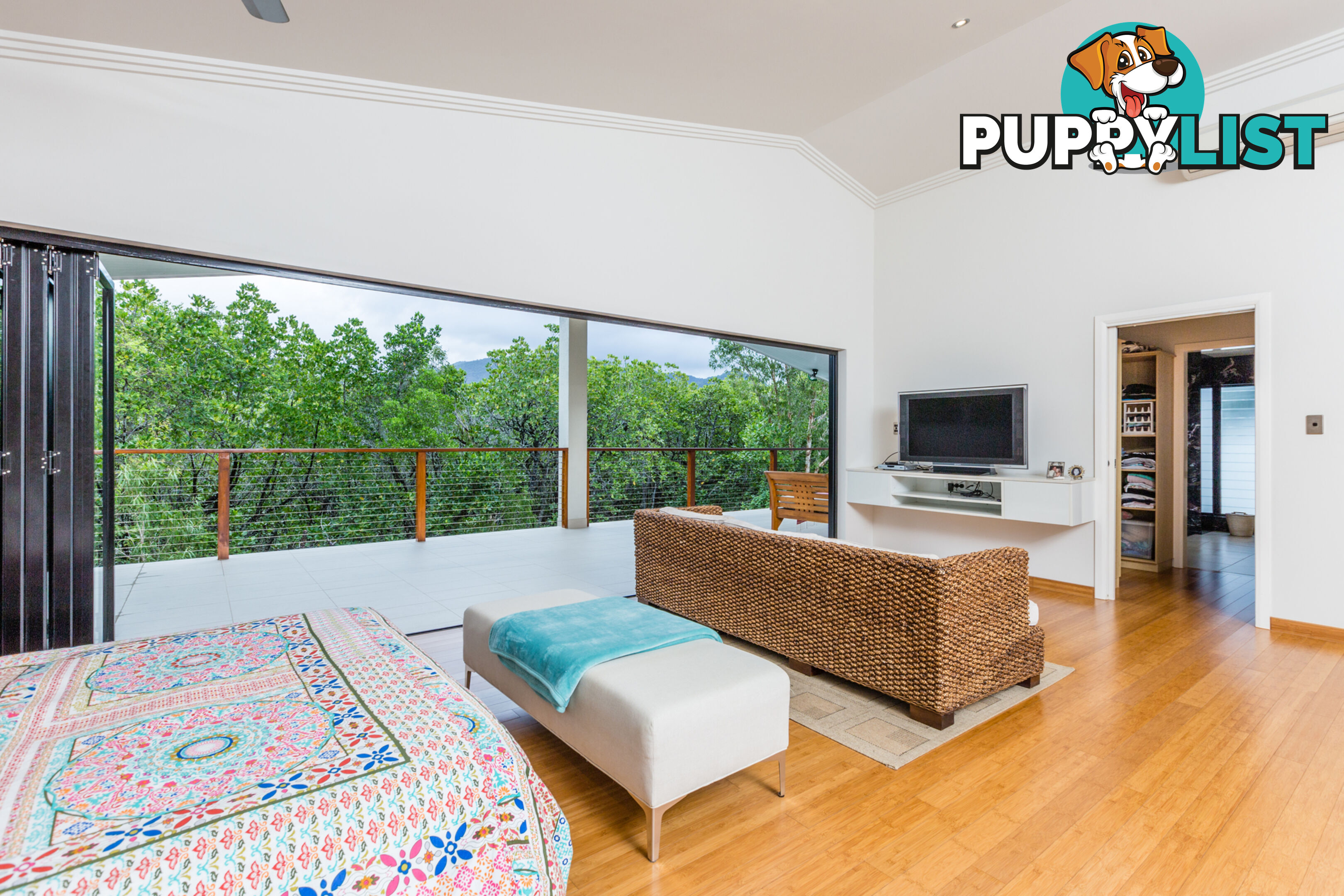 7 Icefire Quay TRINITY PARK QLD 4879