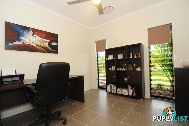 33 Iridescent Drive TRINITY PARK QLD 4879