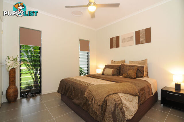 33 Iridescent Drive TRINITY PARK QLD 4879