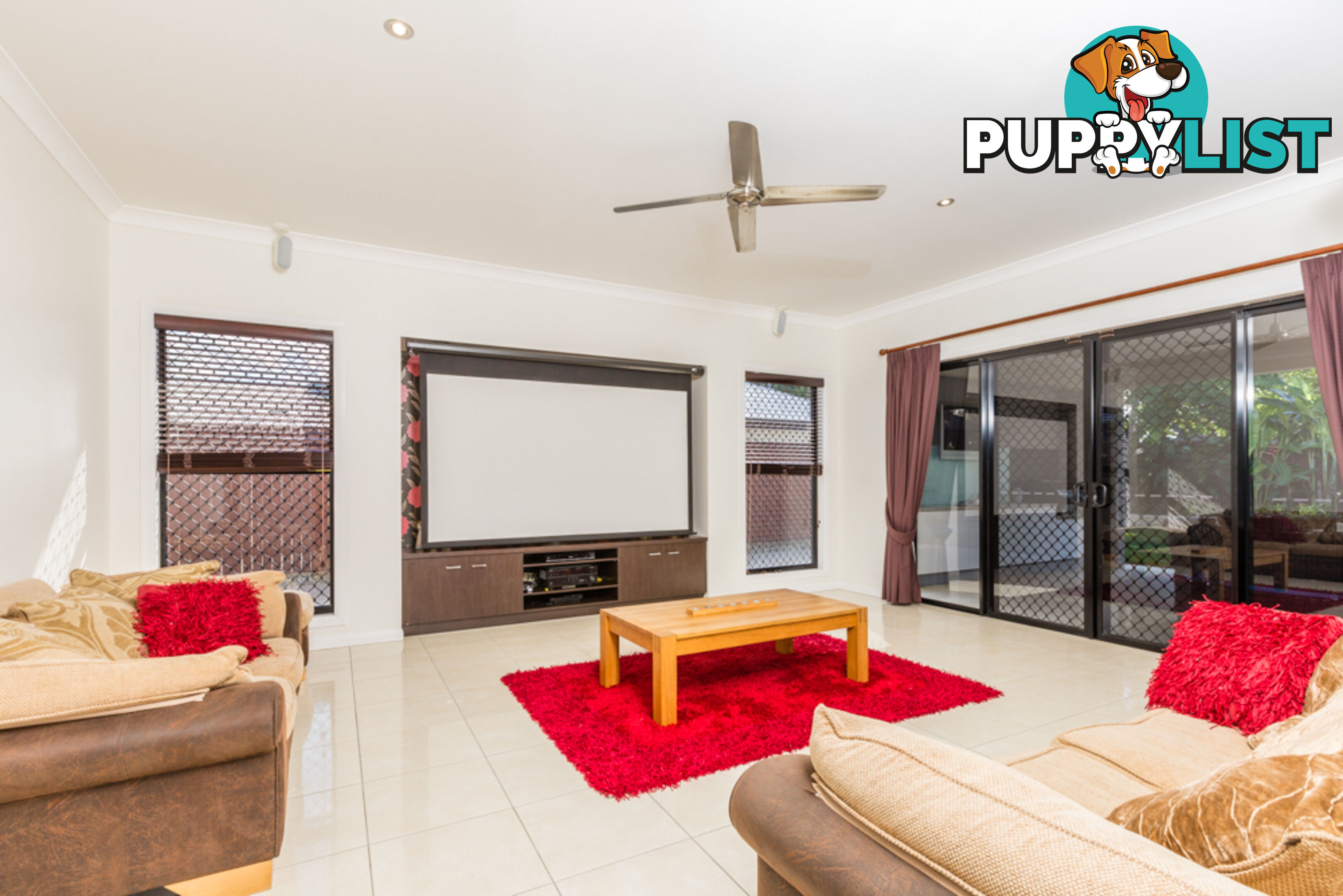 54 Harbour Drive TRINITY PARK QLD 4879