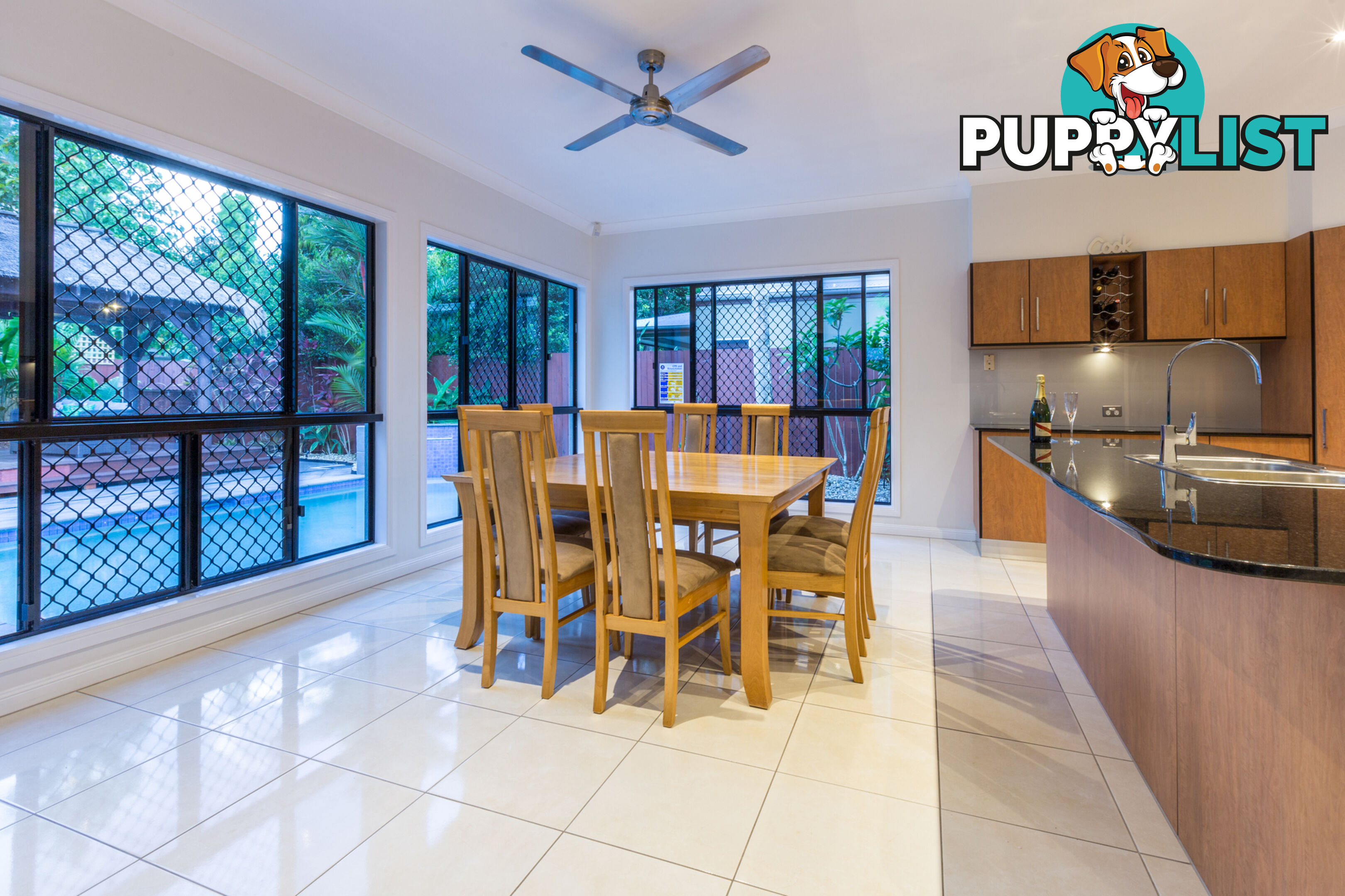 54 Harbour Drive TRINITY PARK QLD 4879