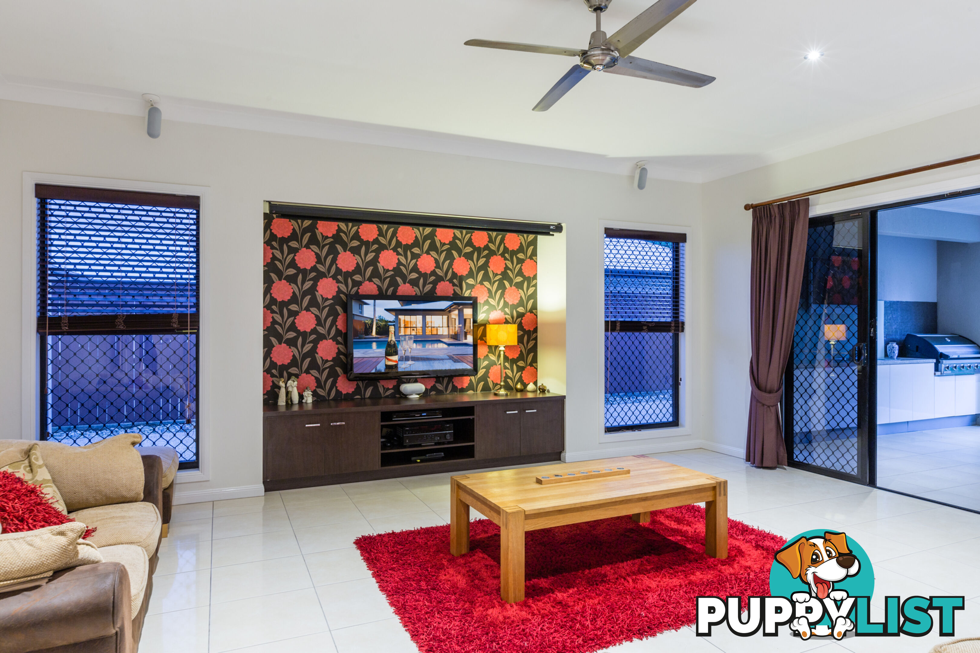 54 Harbour Drive TRINITY PARK QLD 4879