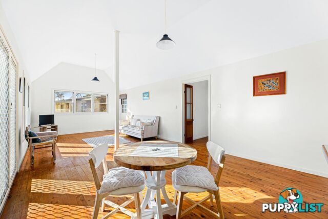 26 Dell Parade MORUYA HEADS NSW 2537