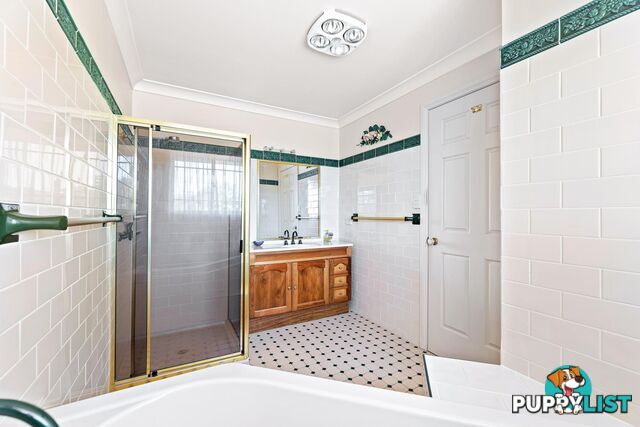 6 Wattlebark Close MORUYA NSW 2537