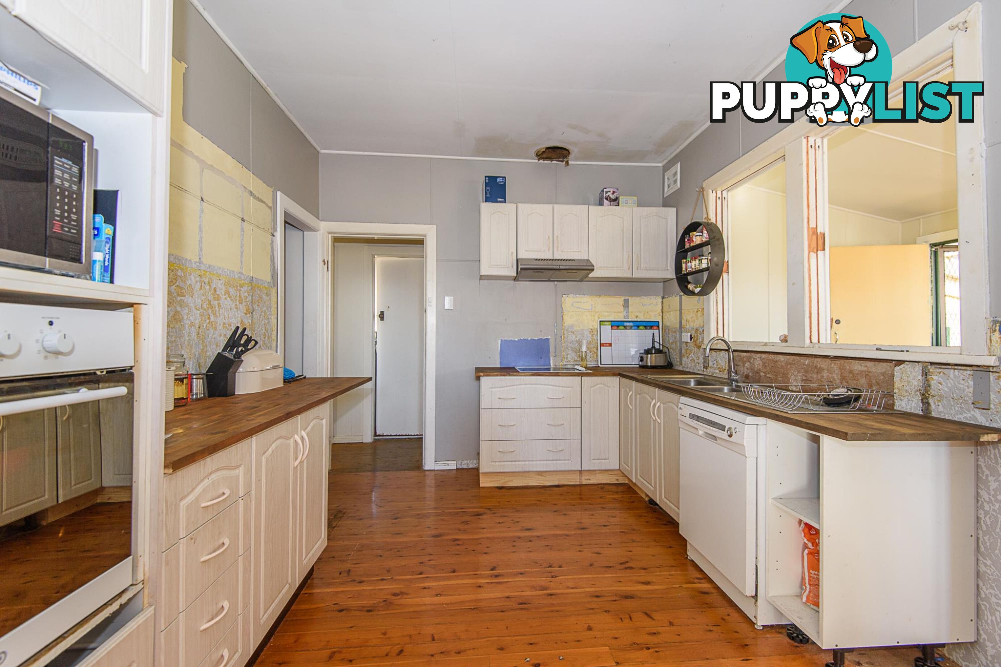 25 Evans Street MORUYA NSW 2537