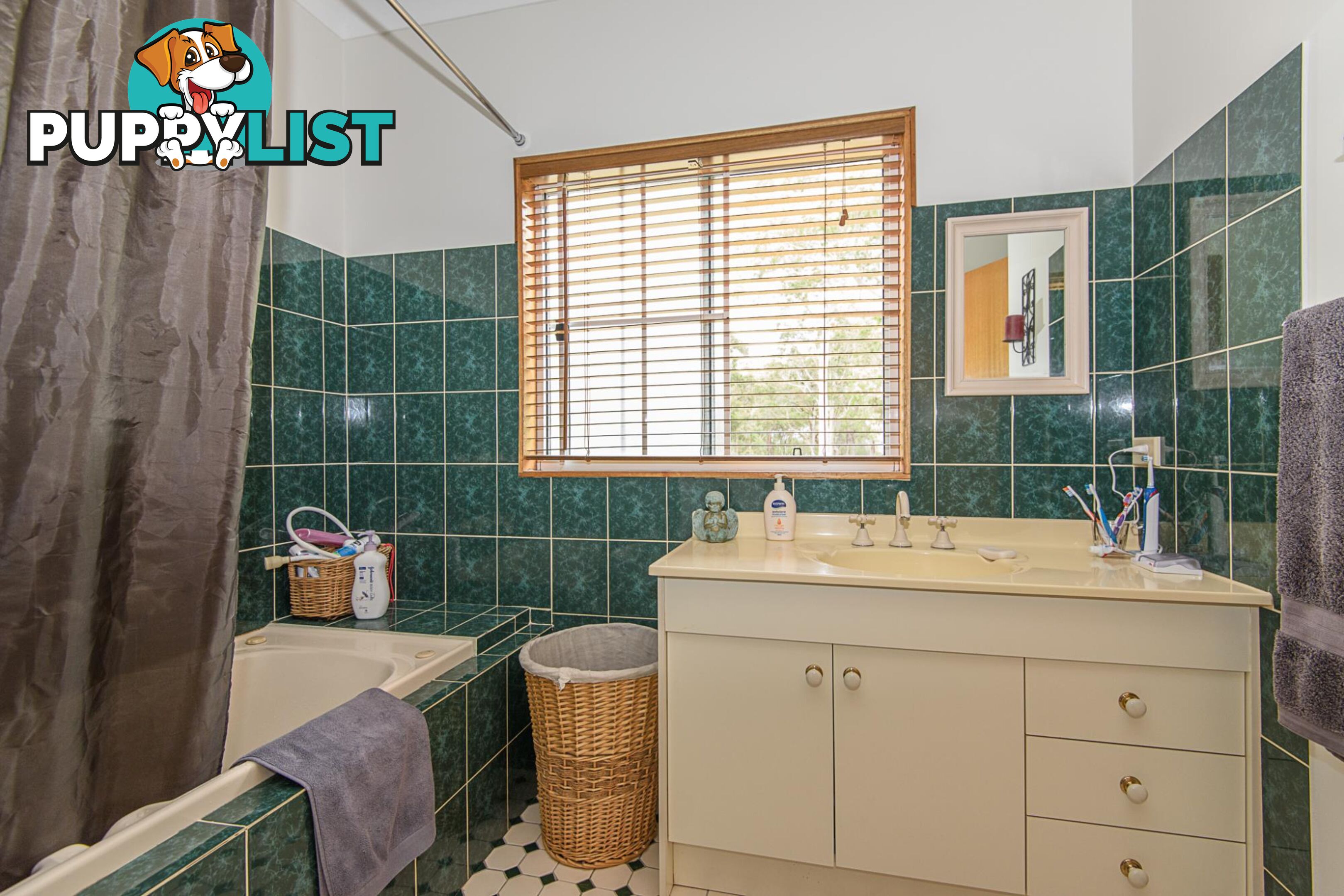 14 Narambi Close MORUYA NSW 2537