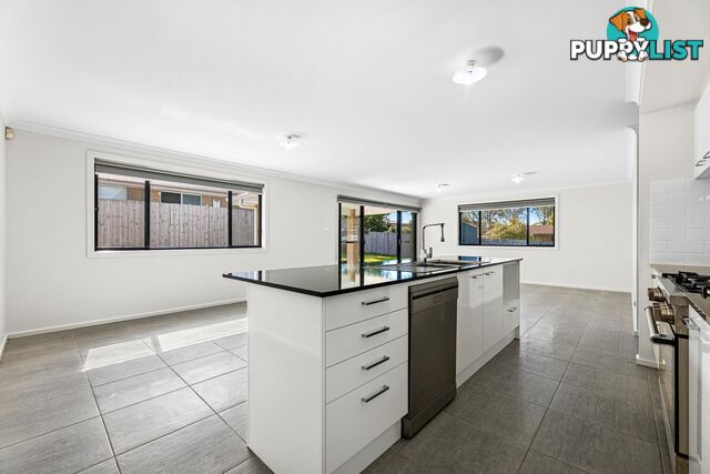 6 Joy Place MORUYA NSW 2537