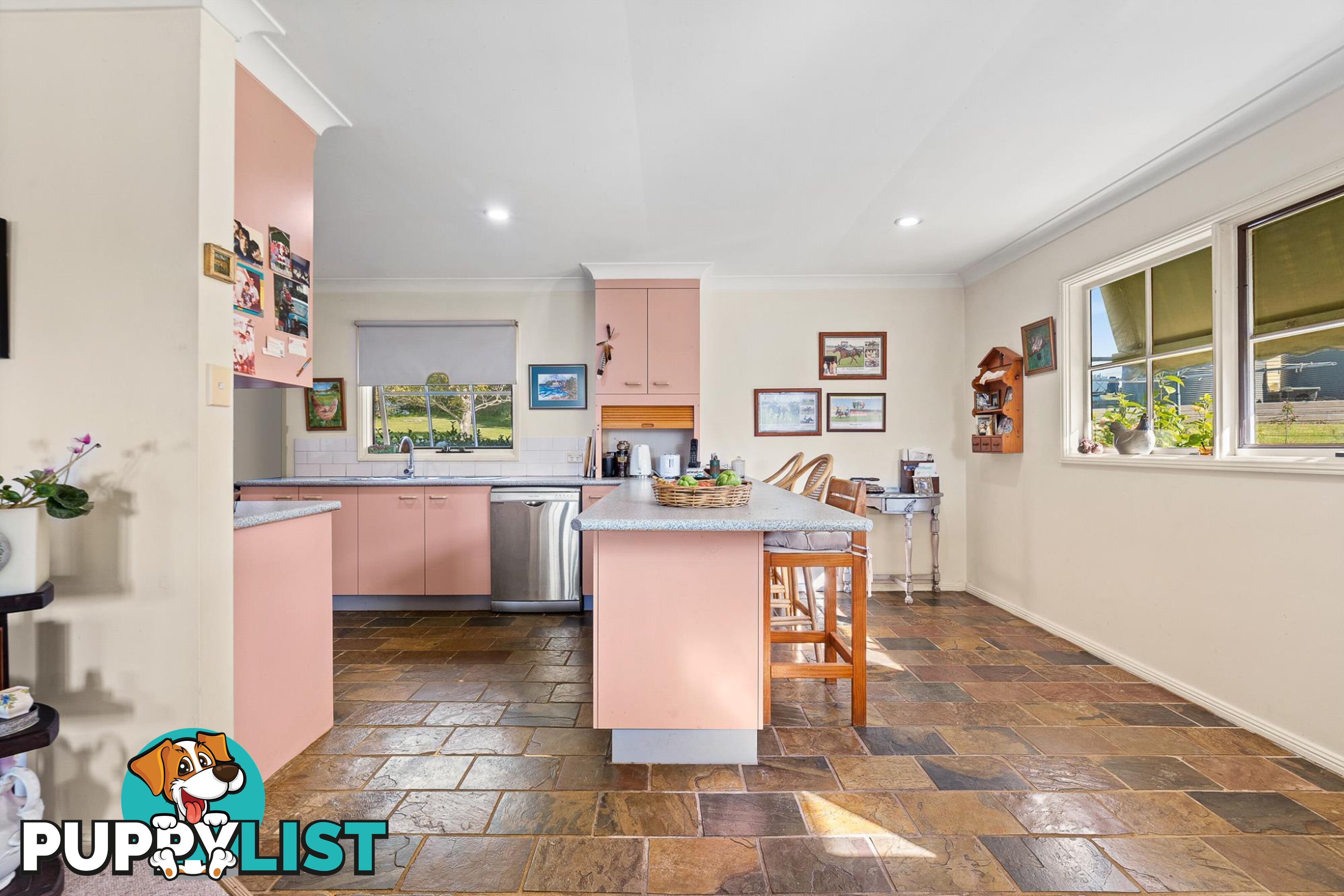 56 Mountain View Road MORUYA NSW 2537