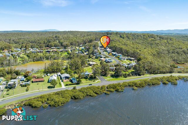 19 Hazel Road MORUYA HEADS NSW 2537